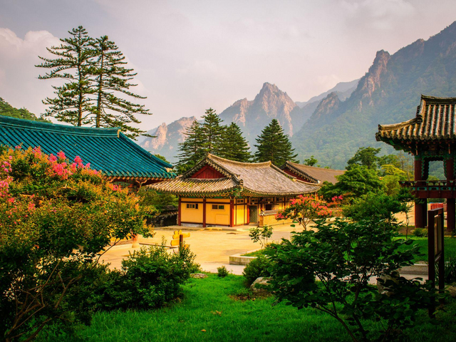 Seorak Berge, Tempel, Südkorea Rundreise